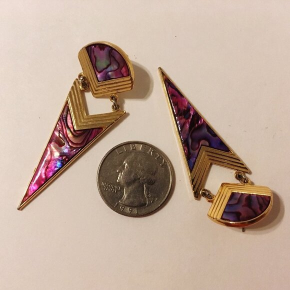Chevron Earrings Pink Purple Mother Of Pearl Gold Tone Metal Pierced Post Dangle - Picture 5 of 8
